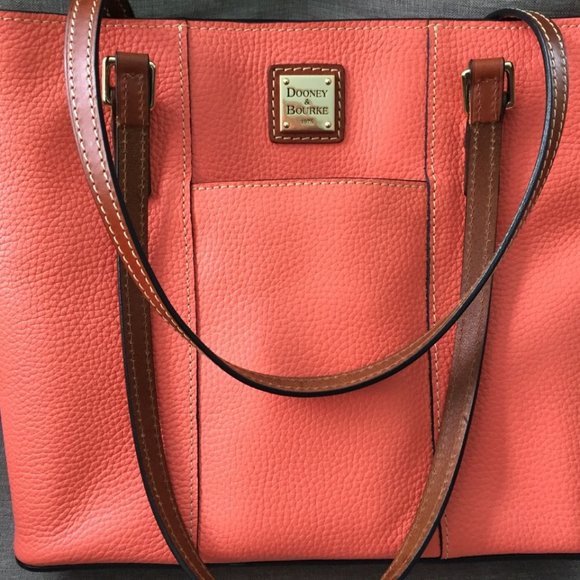 PURSES GALORE!!!! - Picture 1 of 8